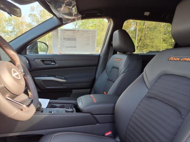 new 2025 Nissan Pathfinder car, priced at $42,589