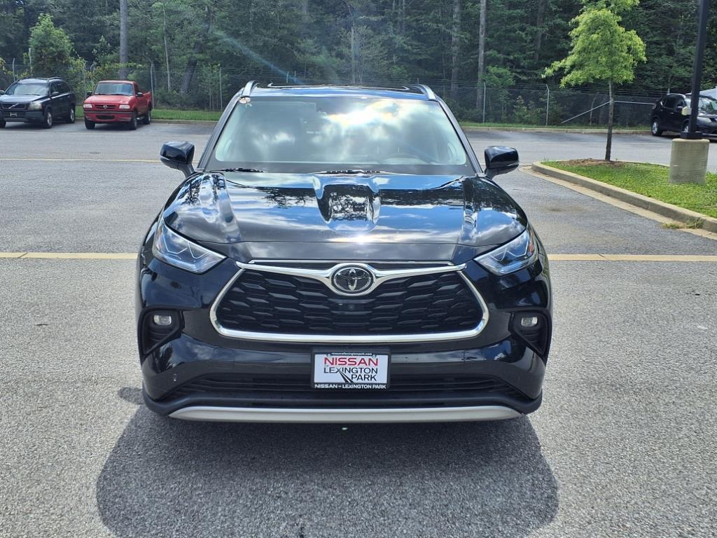 used 2020 Toyota Highlander car, priced at $34,688