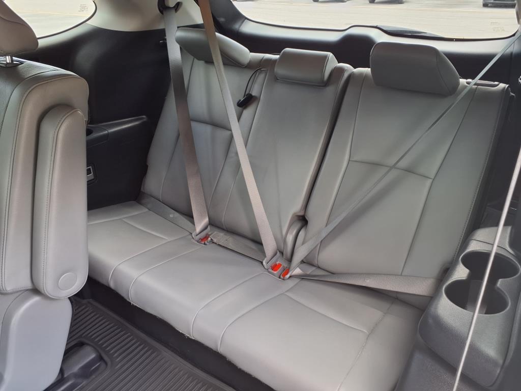 used 2020 Toyota Highlander car, priced at $34,688