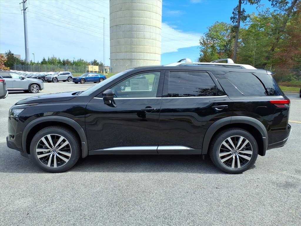 new 2025 Nissan Pathfinder car, priced at $44,622