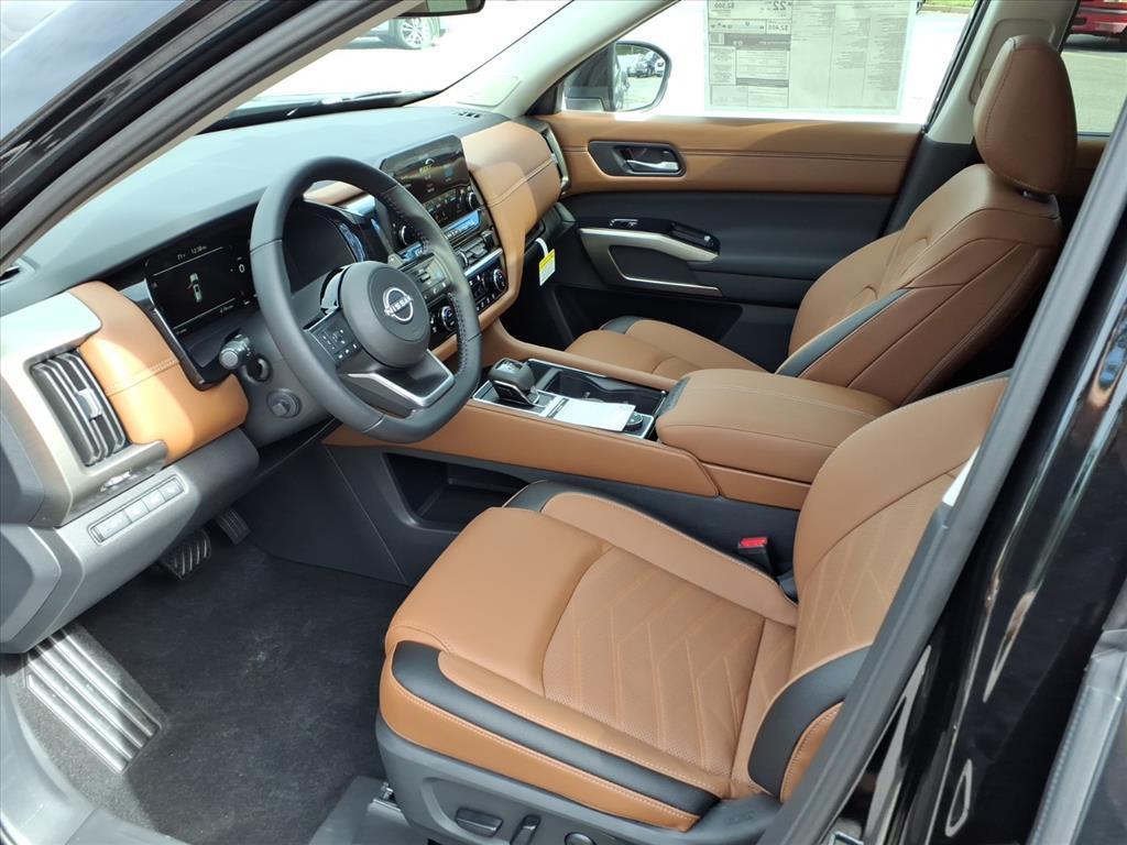 new 2025 Nissan Pathfinder car, priced at $44,622