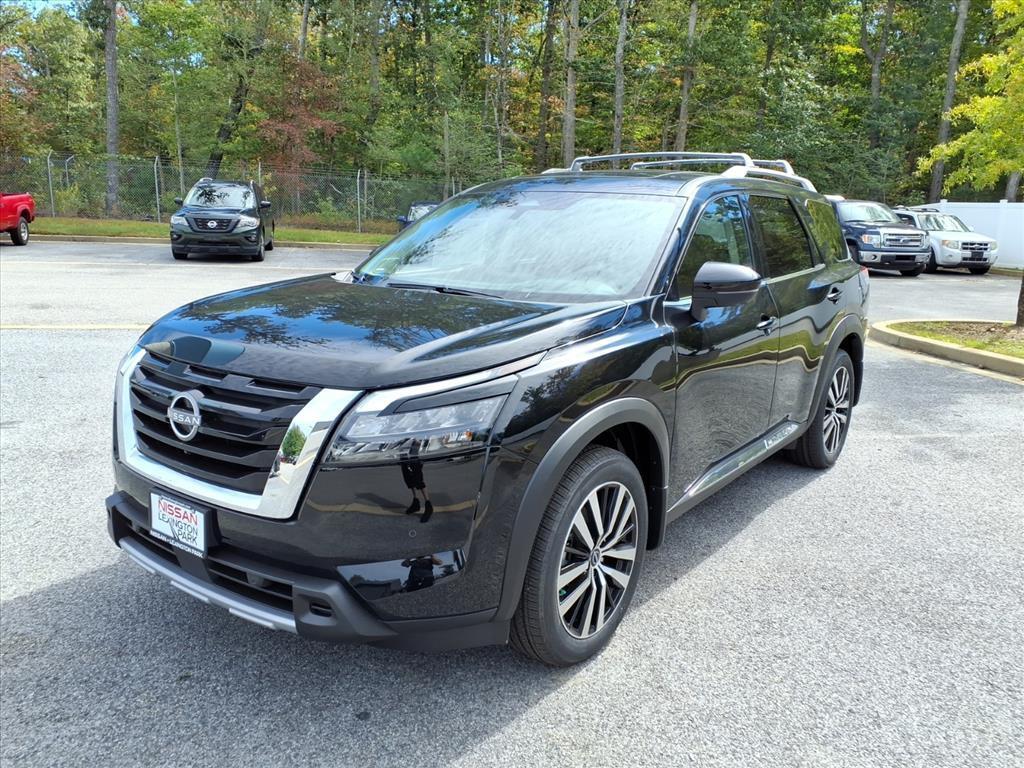 new 2025 Nissan Pathfinder car, priced at $44,622