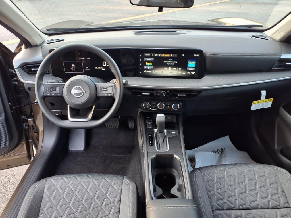 new 2025 Nissan Kicks car, priced at $25,812