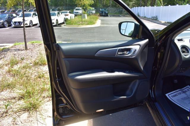 used 2019 Nissan Pathfinder car, priced at $17,726