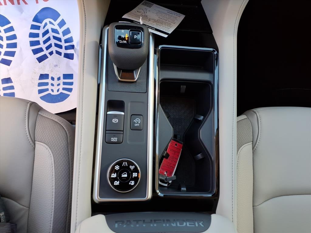 new 2025 Nissan Pathfinder car, priced at $38,435