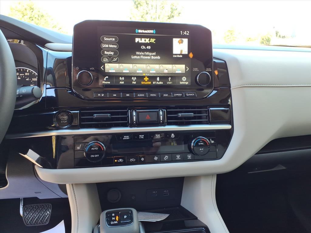 new 2025 Nissan Pathfinder car, priced at $38,435