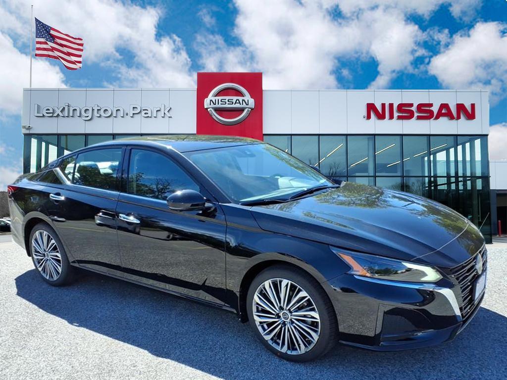 new 2025 Nissan Altima car, priced at $33,020