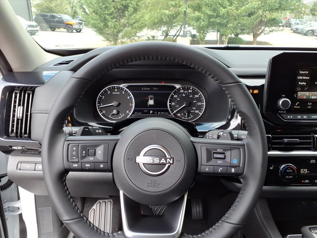 new 2025 Nissan Pathfinder car, priced at $35,864