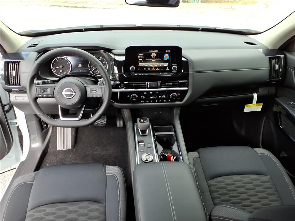new 2025 Nissan Pathfinder car, priced at $35,864