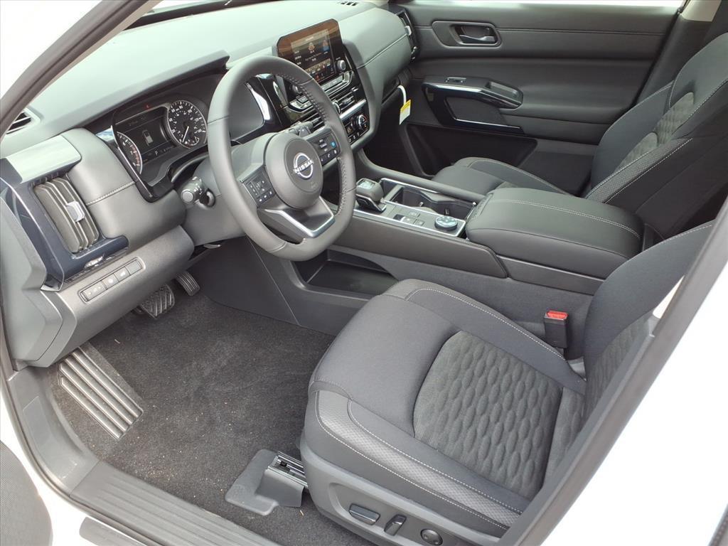 new 2025 Nissan Pathfinder car, priced at $35,864