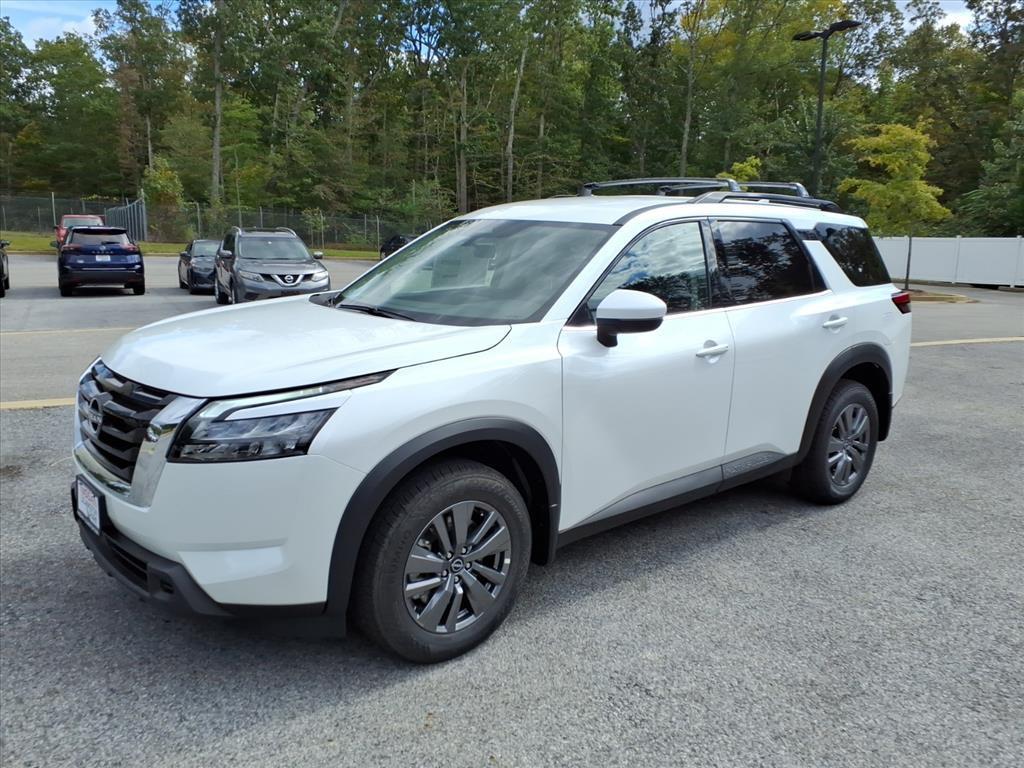 new 2025 Nissan Pathfinder car, priced at $35,864