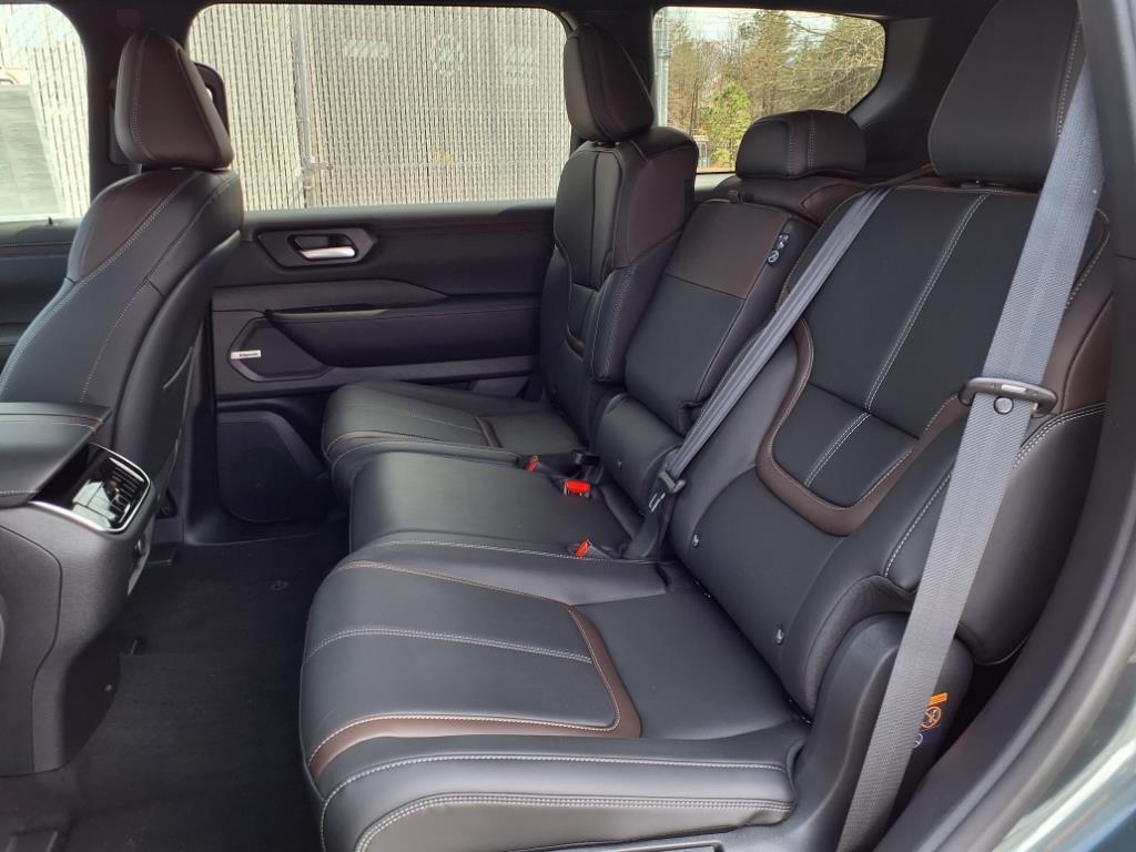 new 2025 Nissan Armada car, priced at $69,089