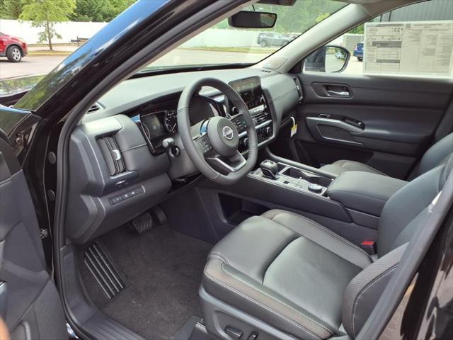 new 2025 Nissan Pathfinder car, priced at $43,055