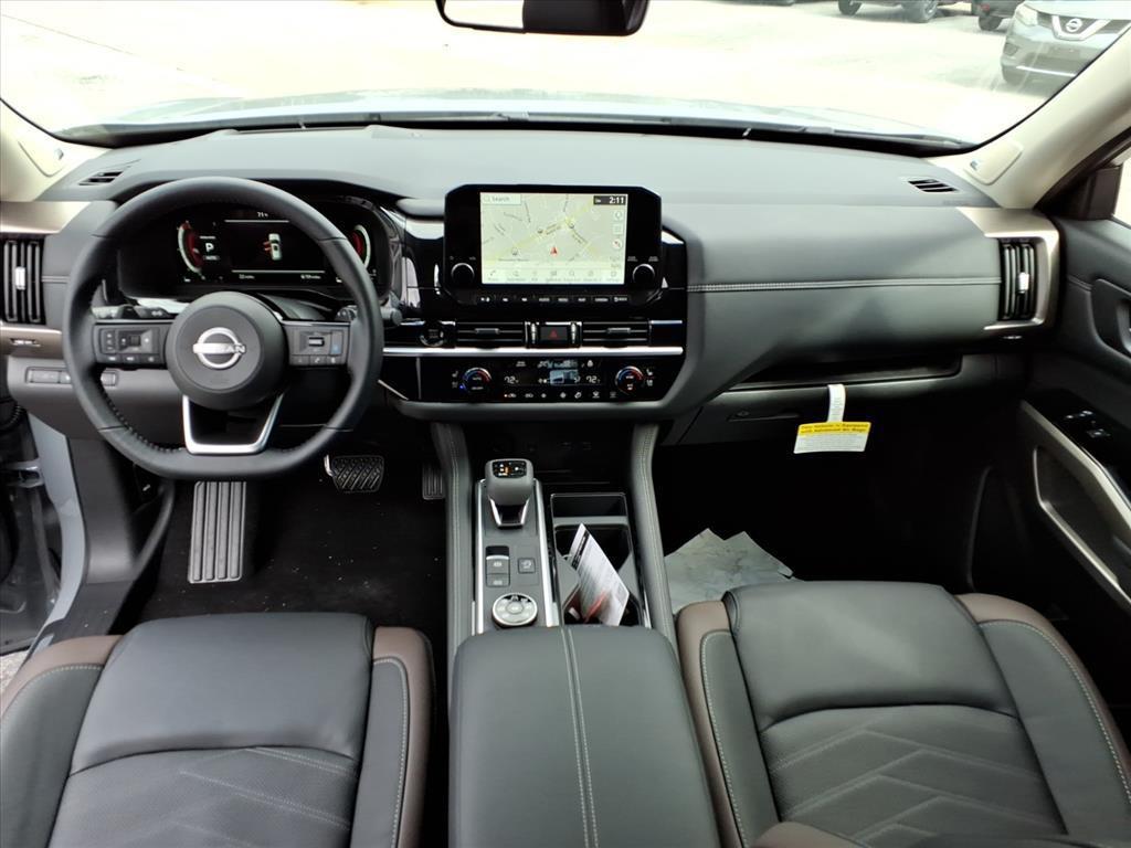new 2025 Nissan Pathfinder car, priced at $45,486