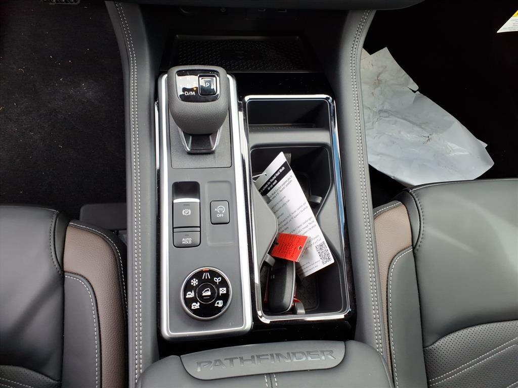 new 2025 Nissan Pathfinder car, priced at $45,486
