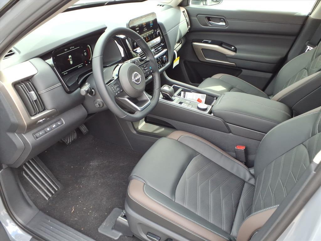 new 2025 Nissan Pathfinder car, priced at $45,486