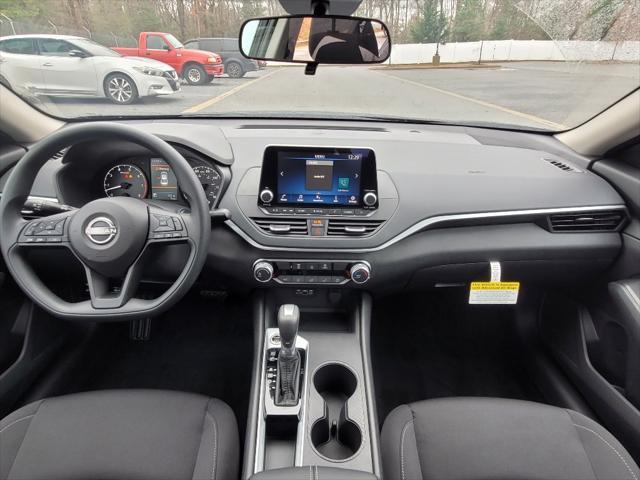 new 2025 Nissan Altima car, priced at $25,620
