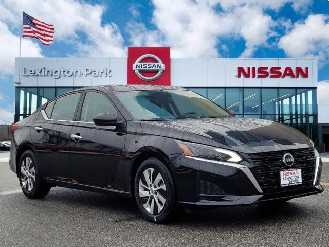 new 2025 Nissan Altima car, priced at $25,664