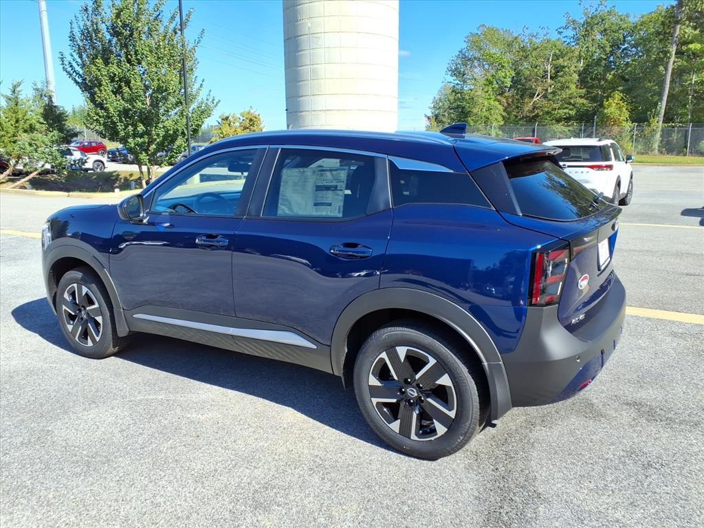 new 2025 Nissan Kicks car, priced at $25,650