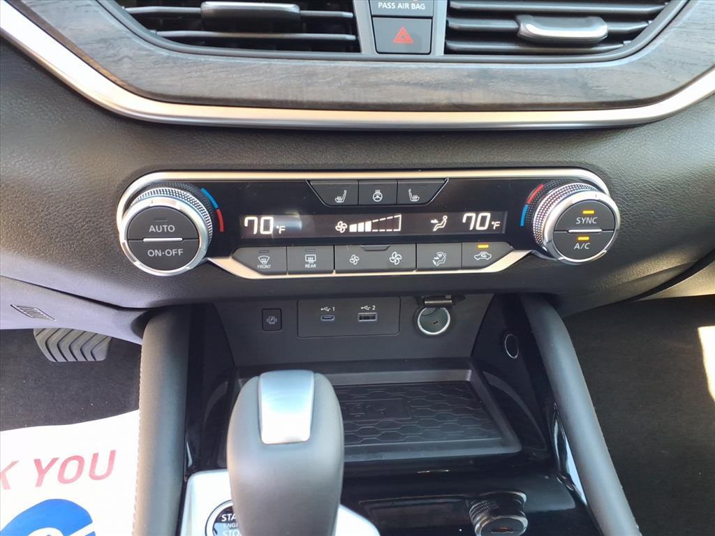 new 2025 Nissan Altima car, priced at $33,426