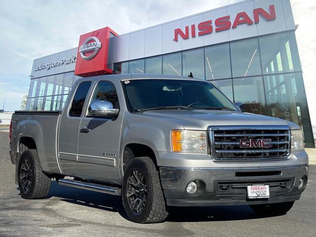 used 2013 GMC Sierra 1500 car, priced at $13,599