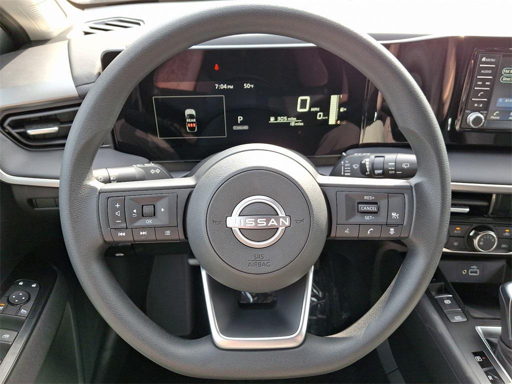 new 2025 Nissan Kicks car, priced at $24,048