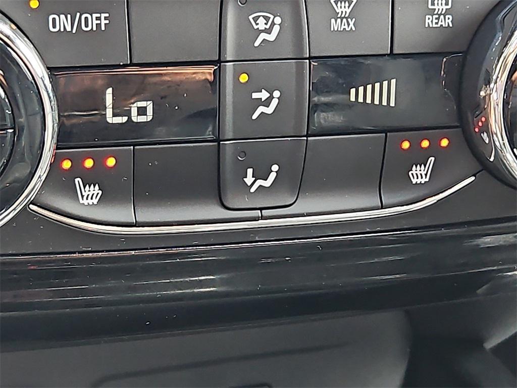 used 2024 Chevrolet Trax car, priced at $19,549