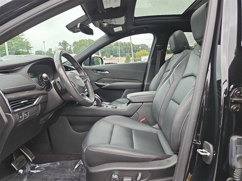used 2023 Cadillac XT4 car, priced at $30,665