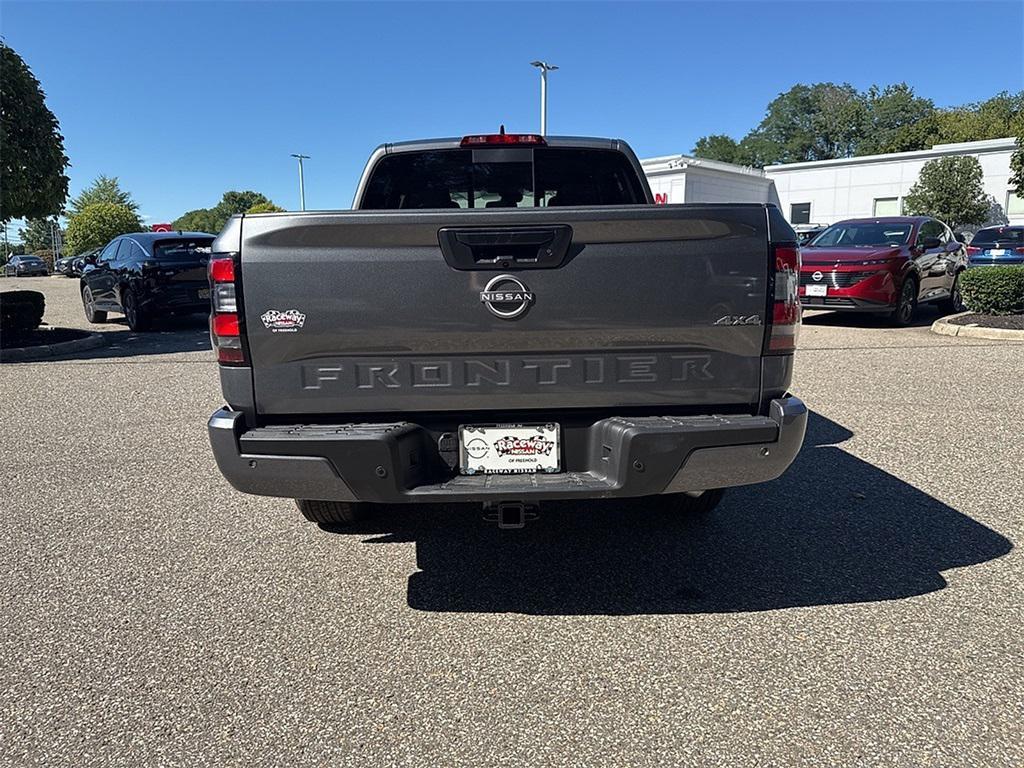new 2025 Nissan Frontier car, priced at $39,225