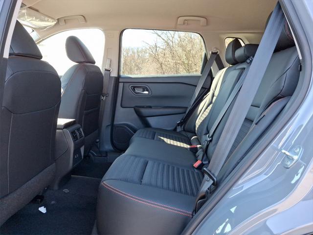 new 2025 Nissan Rogue car, priced at $33,176