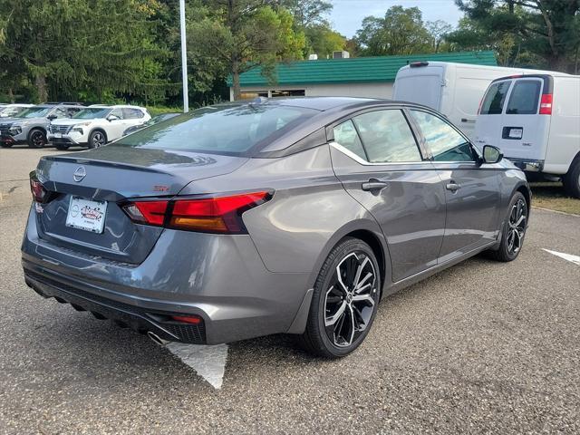 new 2025 Nissan Altima car, priced at $32,090