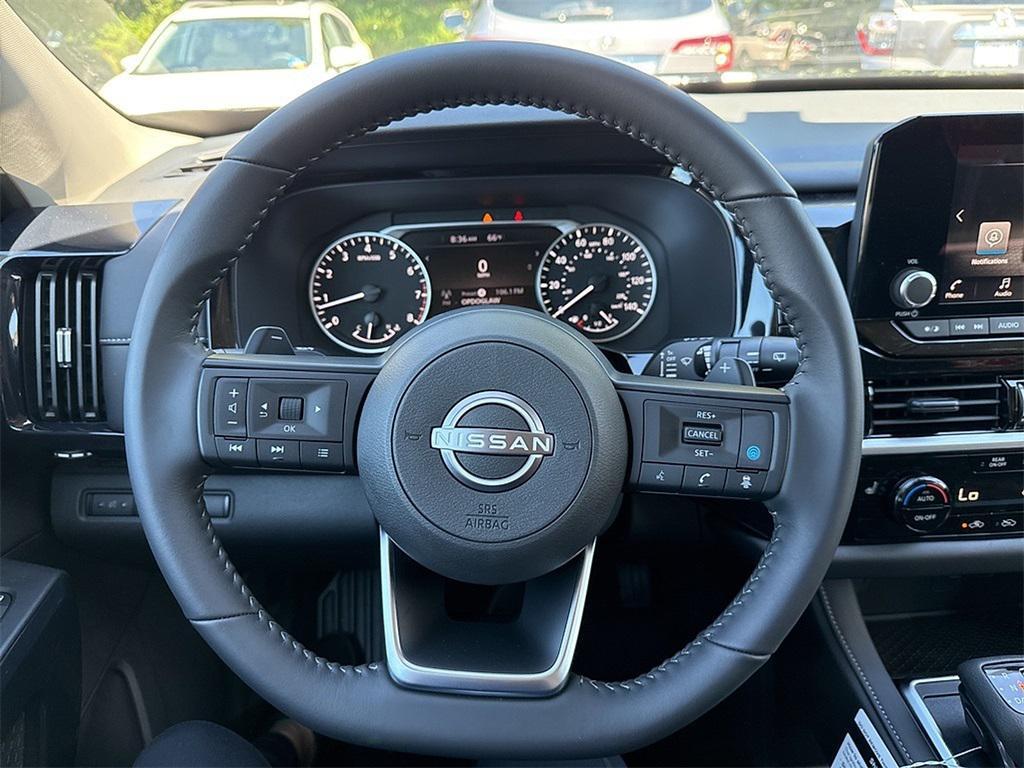 new 2025 Nissan Pathfinder car, priced at $40,651