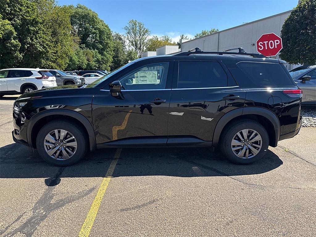 new 2025 Nissan Pathfinder car, priced at $40,651