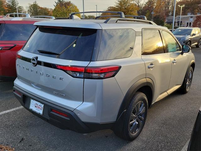 new 2024 Nissan Pathfinder car, priced at $35,654