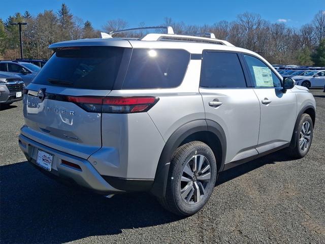 new 2025 Nissan Pathfinder car, priced at $45,746