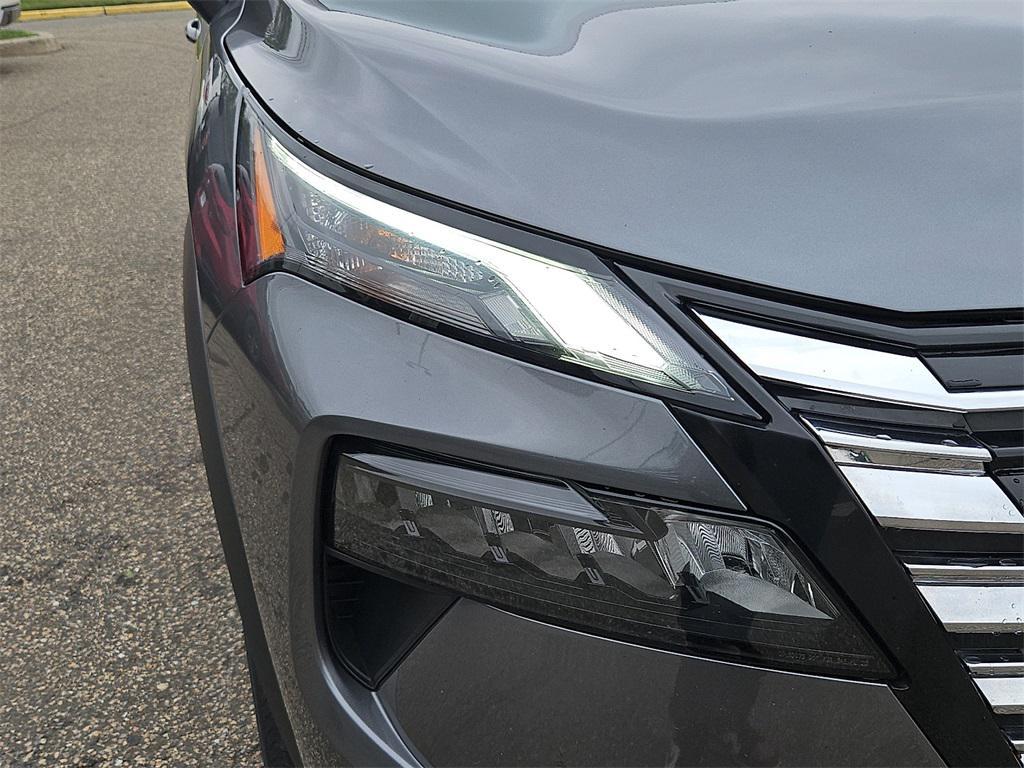 used 2024 Nissan Rogue car, priced at $22,149