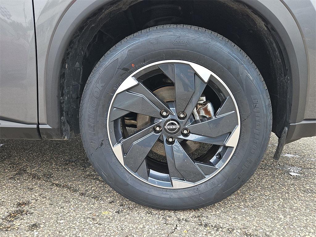 used 2024 Nissan Rogue car, priced at $22,149