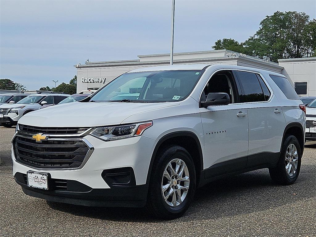 used 2021 Chevrolet Traverse car, priced at $18,000
