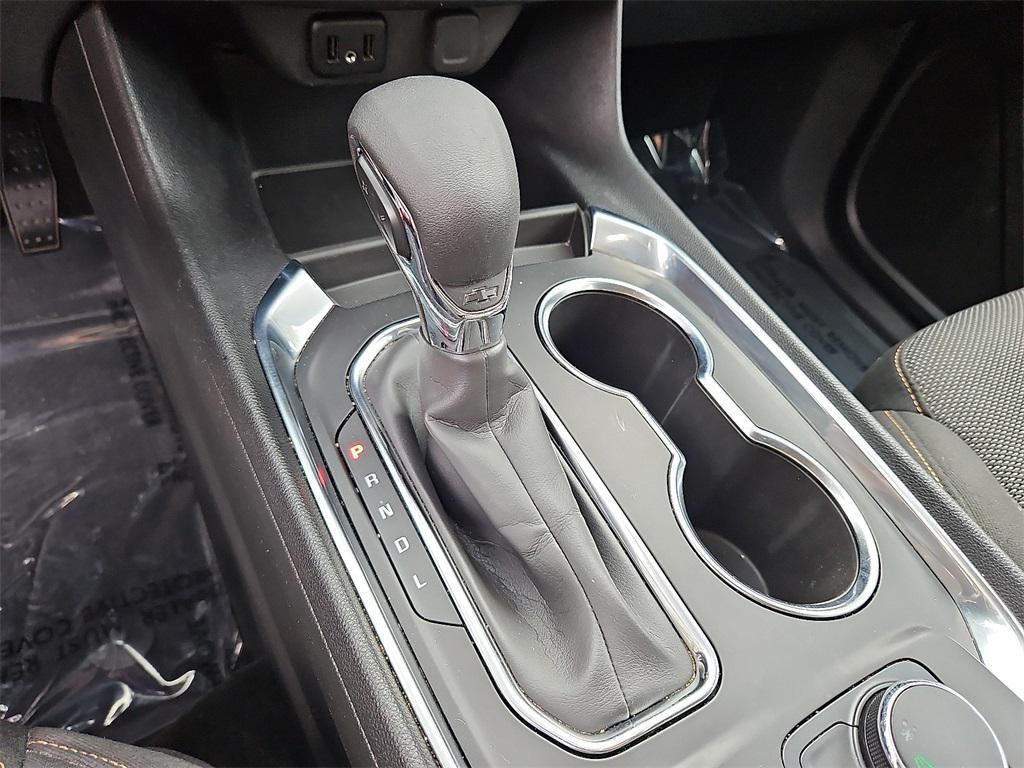 used 2021 Chevrolet Traverse car, priced at $18,000