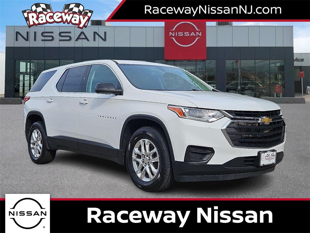 used 2021 Chevrolet Traverse car, priced at $18,000