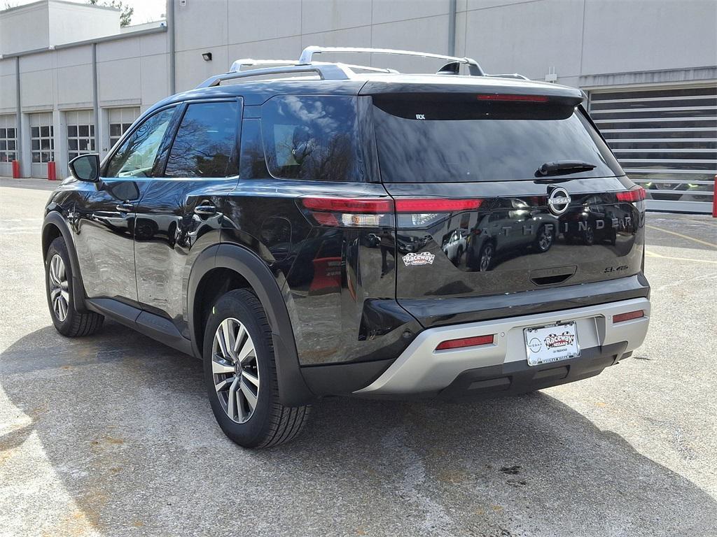 new 2025 Nissan Pathfinder car, priced at $43,152
