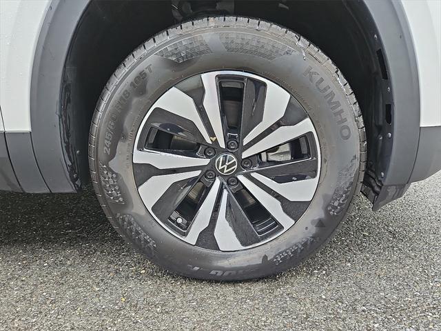 used 2024 Volkswagen Atlas car, priced at $35,792