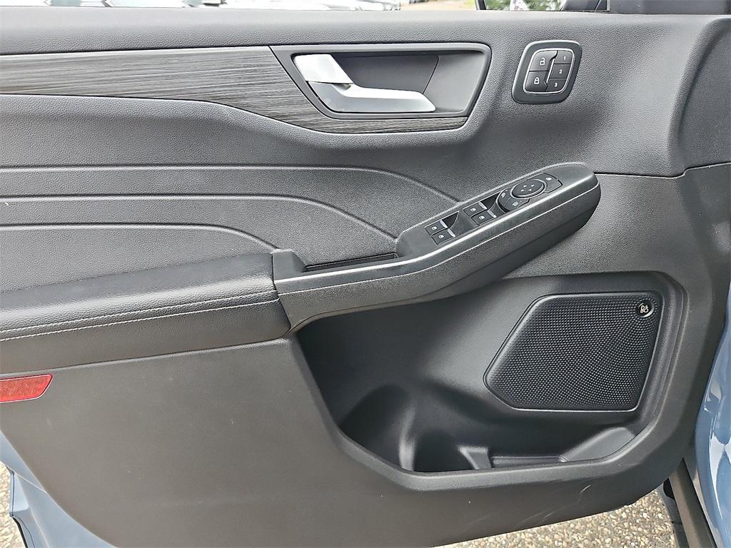 used 2024 Ford Escape car, priced at $29,142