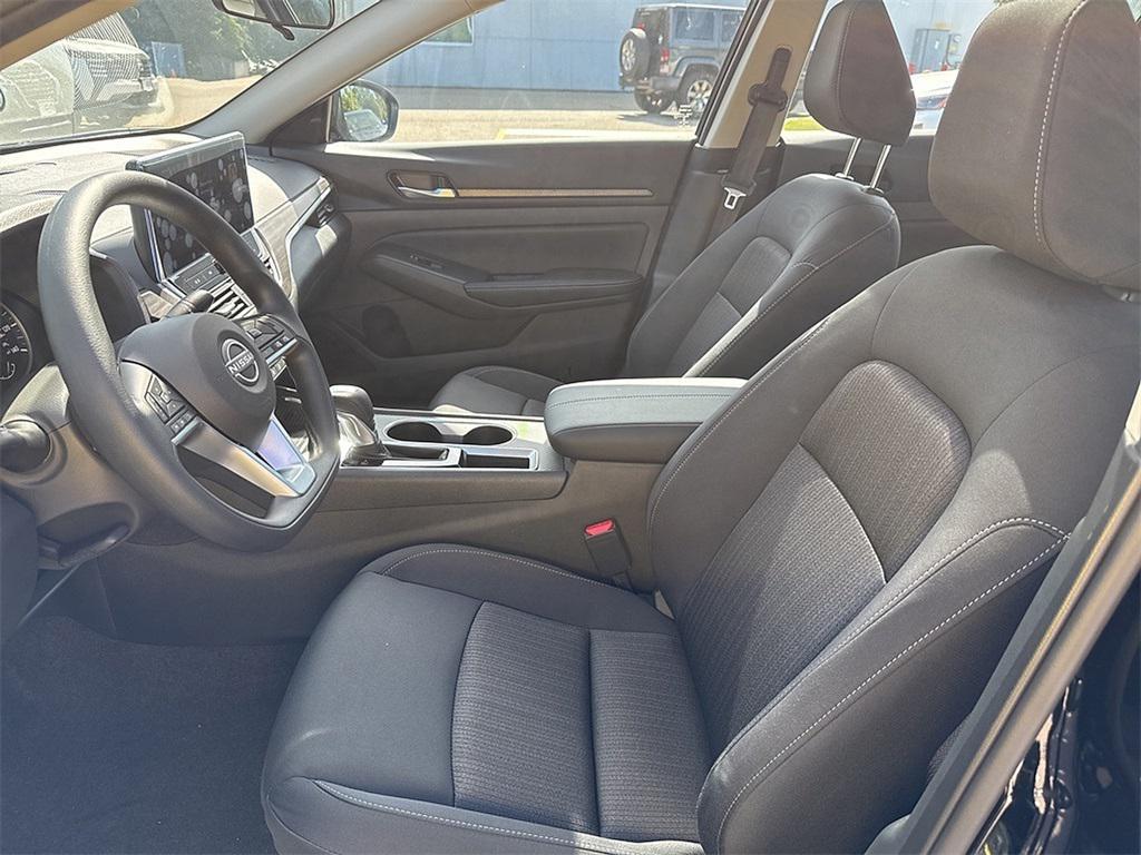 new 2025 Nissan Altima car, priced at $26,999