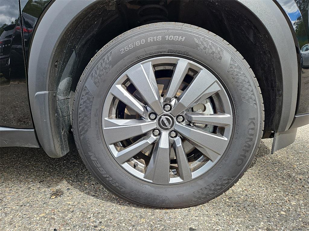 used 2024 Nissan Pathfinder car, priced at $30,999