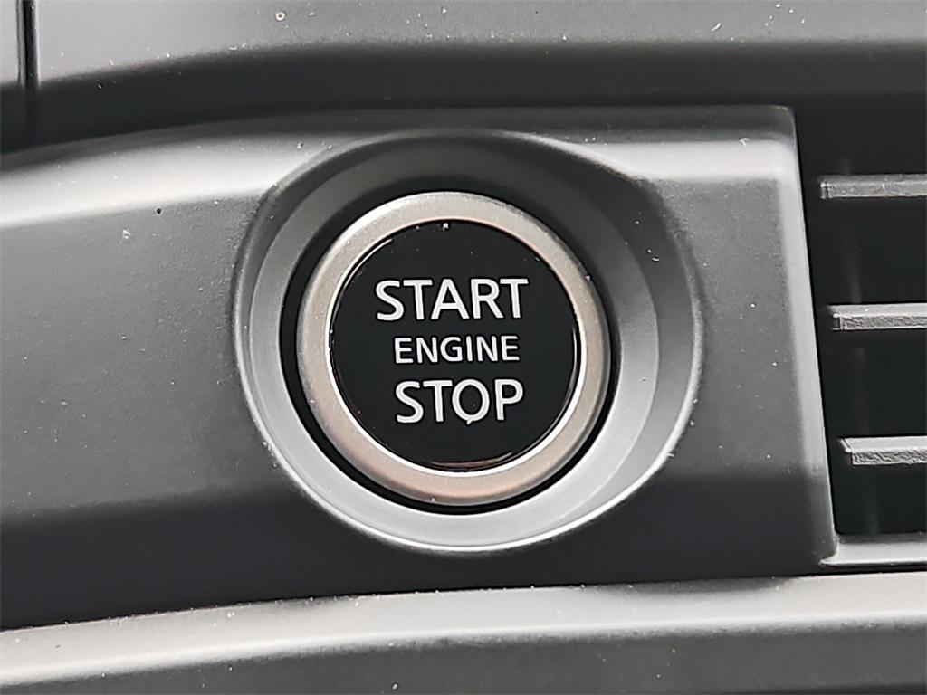used 2024 Nissan Pathfinder car, priced at $30,999