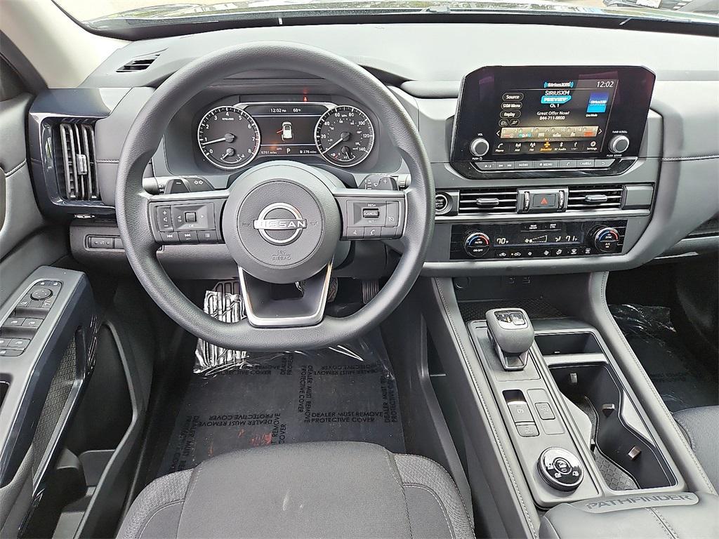 used 2024 Nissan Pathfinder car, priced at $30,999