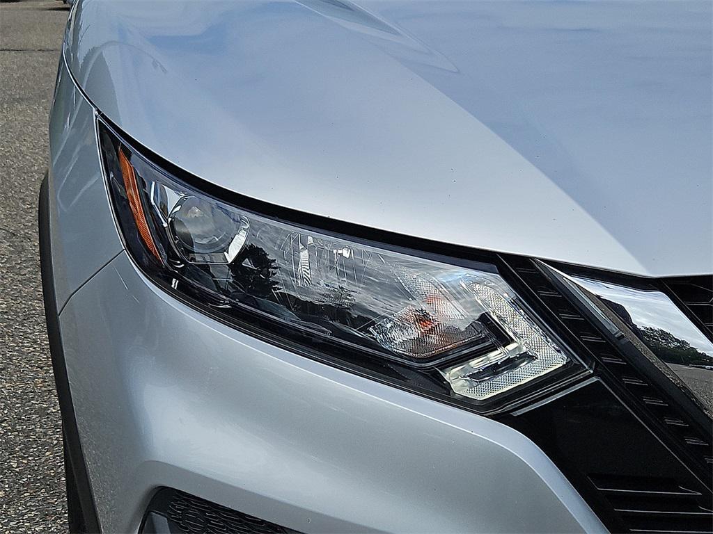 used 2021 Nissan Rogue Sport car, priced at $18,989