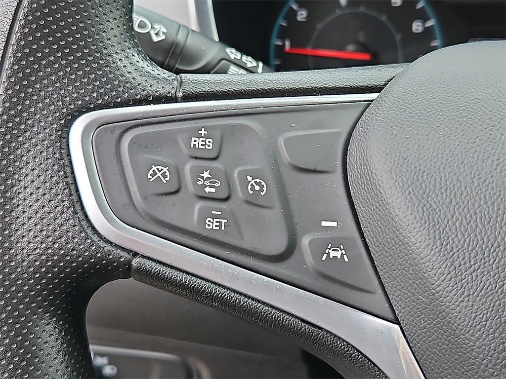 used 2022 Chevrolet Equinox car, priced at $18,349