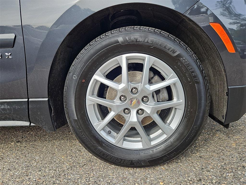 used 2022 Chevrolet Equinox car, priced at $18,349
